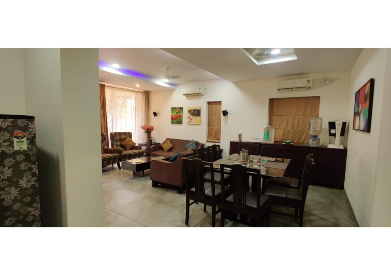 Apartament Aarju Luxurious Wave Calangute Zewnętrze zdjęcie