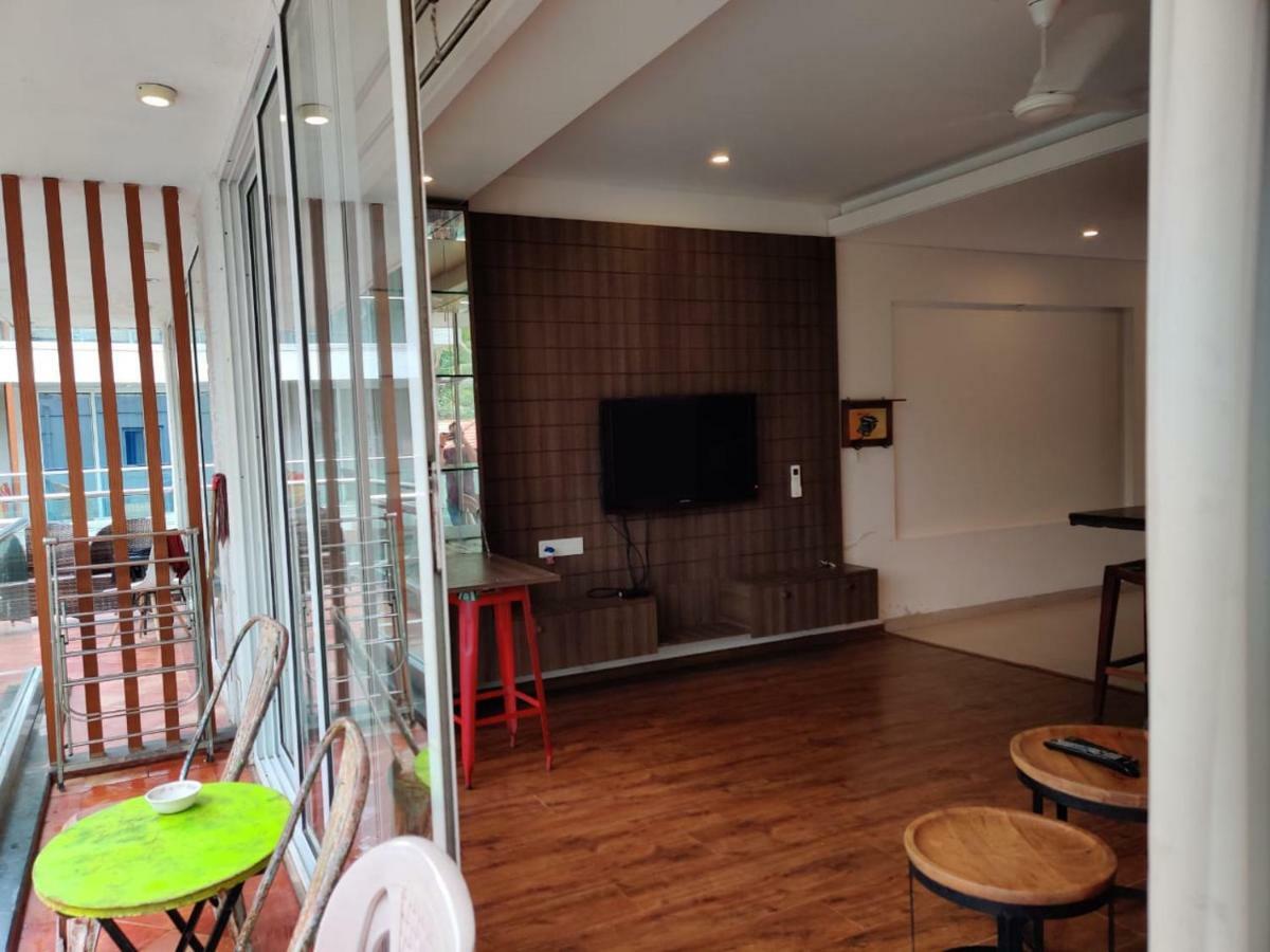 Apartament Aarju Luxurious Wave Calangute Zewnętrze zdjęcie